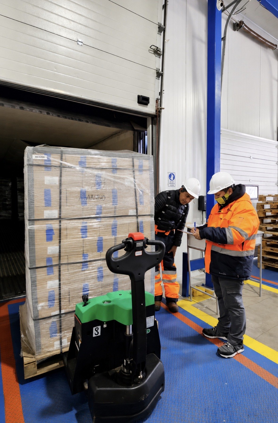 Recepción y despacho de carga en LEONPRODAL